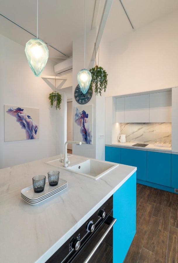 Stylish 1 Bedroom Studio Near Most City Dnipro Exterior photo